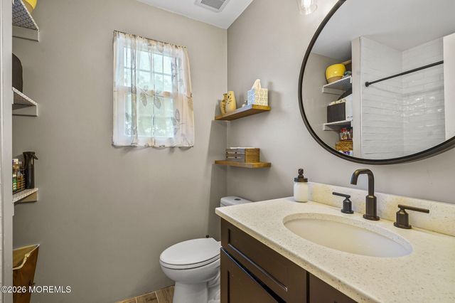 438 Bennetts Mills Road, Jackson, NJ 08527