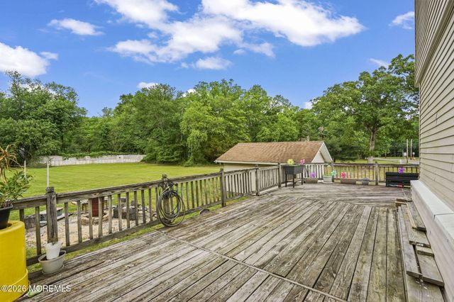 438 Bennetts Mills Road, Jackson, NJ 08527