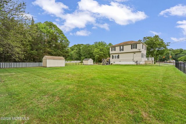 438 Bennetts Mills Road, Jackson, NJ 08527