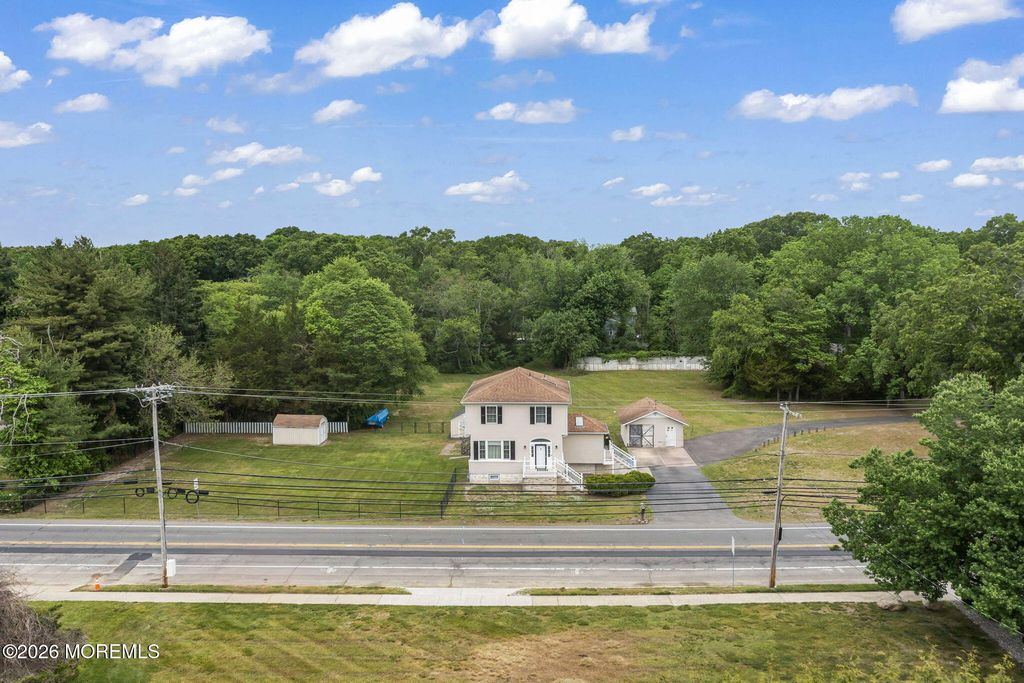 438 Bennetts Mills Road, Jackson, NJ 08527