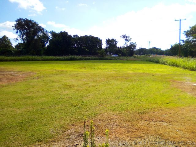 Hwy 51 B, Coweta, OK 74429