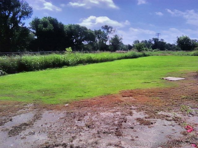 Hwy 51 B, Coweta, OK 74429