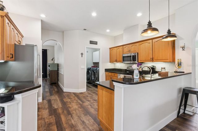2360 PARK FOREST BOULEVARD, Mount Dora, FL 32757