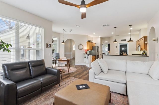 2360 PARK FOREST BOULEVARD, Mount Dora, FL 32757