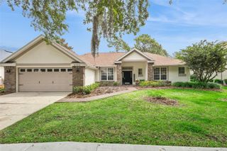 2360 PARK FOREST BOULEVARD, Mount Dora, FL 32757