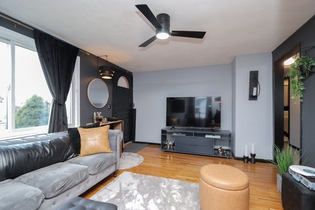 1128 Page Blvd, Springfield, MA 01104