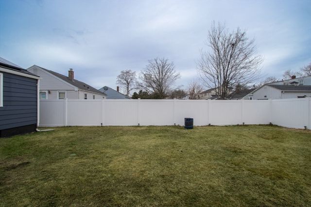 1128 Page Blvd, Springfield, MA 01104