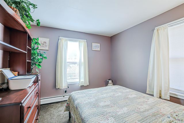 29 Hamburg Street, Manchester, NH 03102