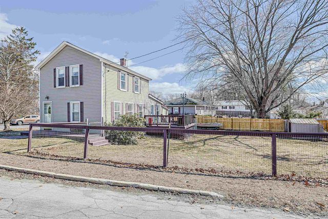 29 Hamburg Street, Manchester, NH 03102