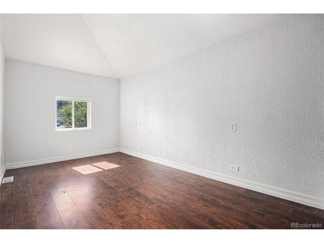 1764 Oswego St, Aurora, CO 80010