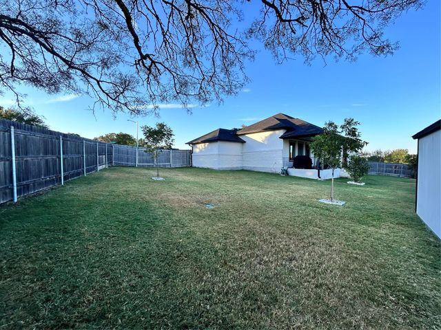 100 Colby Canyon DR, Burnet, TX 78611