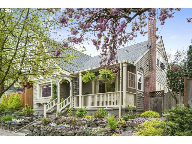 1916 Ne 28TH Ave, Portland, OR 97212