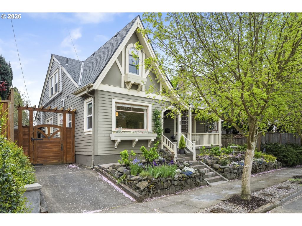 1916 Ne 28TH Ave, Portland, OR 97212