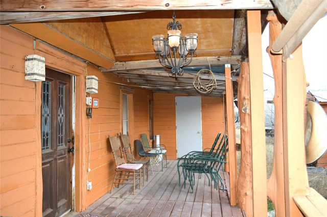 2473 W Hwy 21, Dale, TX 78616