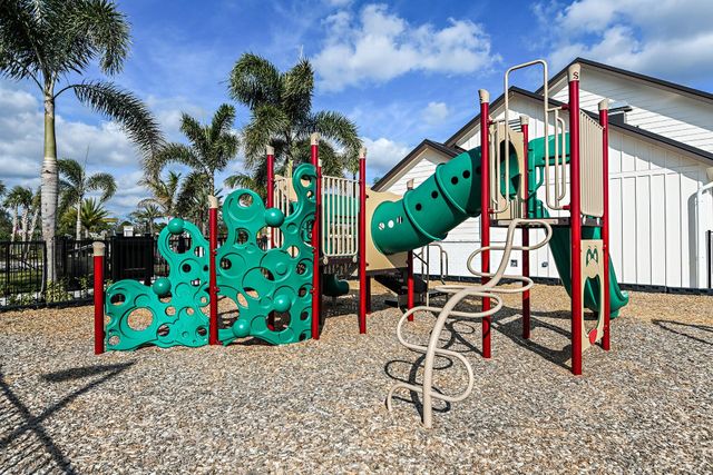 661 SE Ranch Oak Circle, Port St. Lucie, Port St Lucie, FL 34984