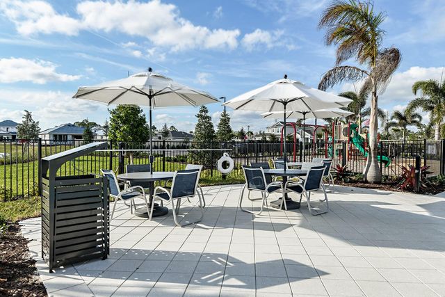 661 SE Ranch Oak Circle, Port St. Lucie, Port St Lucie, FL 34984