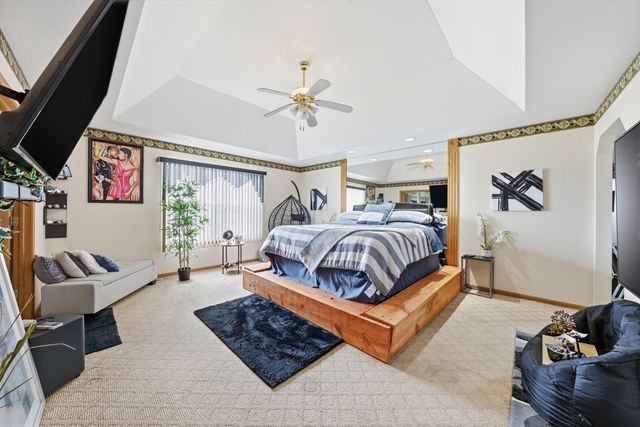 15223 Naughton Drive, South Holland, IL 60473