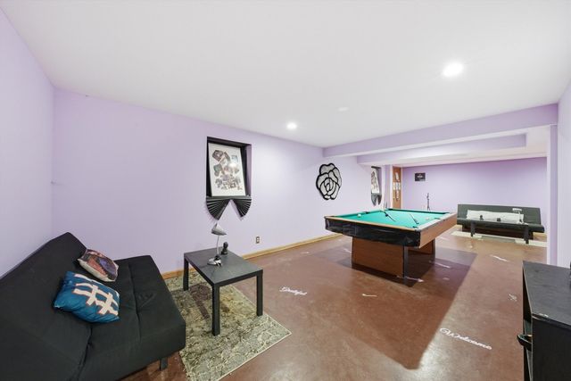 15223 Naughton Drive, South Holland, IL 60473