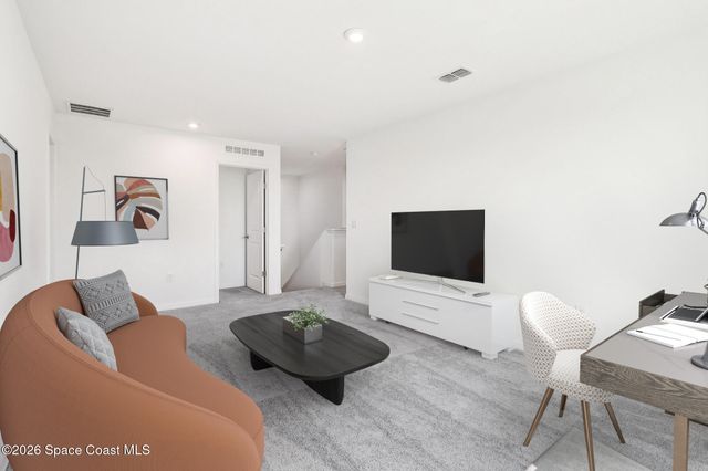 926 Castleford Avenue NE, Palm Bay, FL 32905