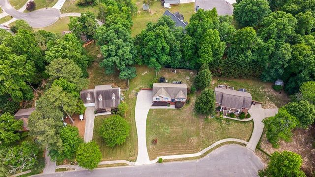 141 Sun High Court SE, Cleveland, TN 37323