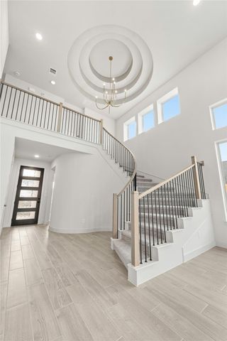 206 Sierra Stream Lane, Conroe, TX 77304