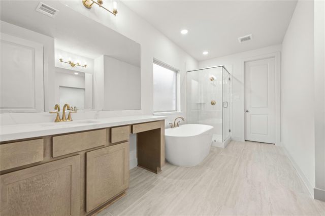 206 Sierra Stream Lane, Conroe, TX 77304