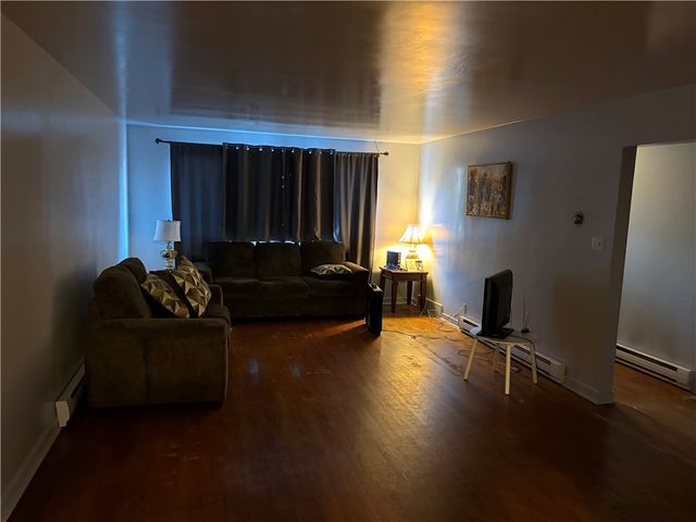 160 McKean, Donora, PA 15033