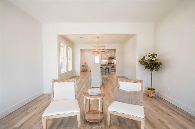 1406 East 29th Street, Bryan, TX 77802