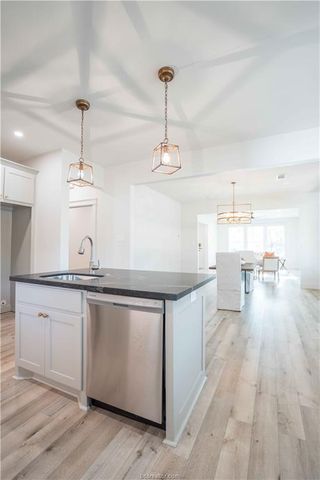 1406 East 29th Street, Bryan, TX 77802