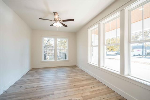 1406 East 29th Street, Bryan, TX 77802