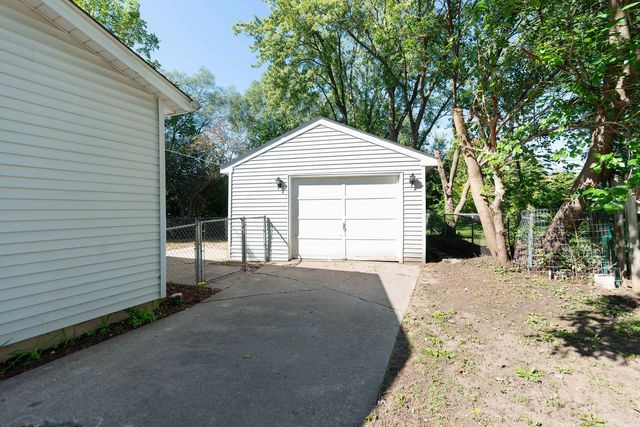 2008 Rexford Drive, Rockford, IL 61109