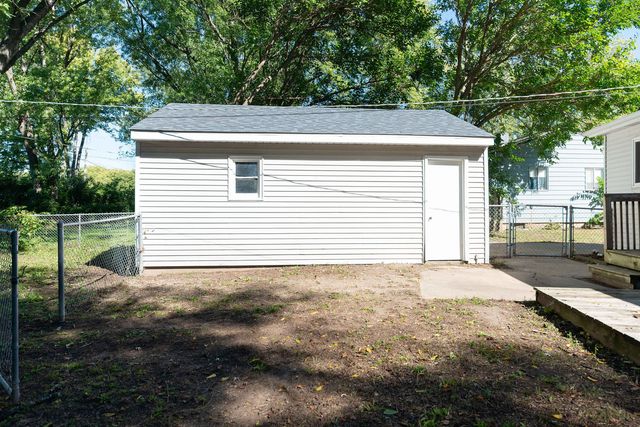 2008 Rexford Drive, Rockford, IL 61109