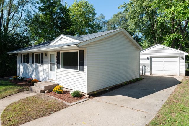2008 Rexford Drive, Rockford, IL 61109