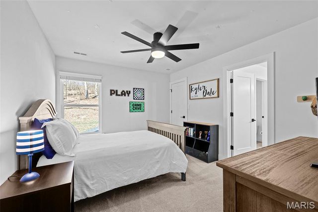 1015 Frisco Hollows Road, Imperial, MO 63052