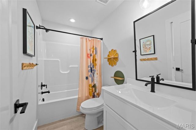 1015 Frisco Hollows Road, Imperial, MO 63052