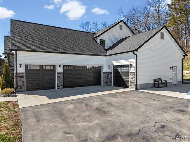 1015 Frisco Hollows Road, Imperial, MO 63052