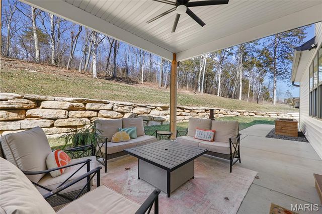 1015 Frisco Hollows Road, Imperial, MO 63052