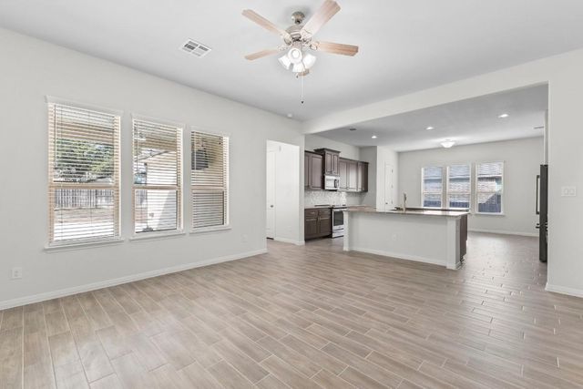 104 Scenic Hills CIR, Georgetown, TX 78628