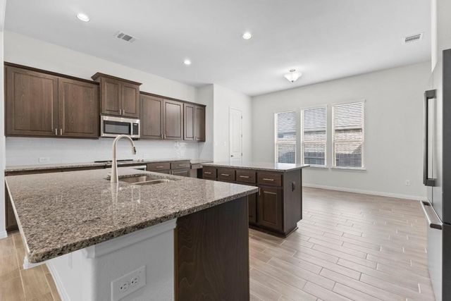 104 Scenic Hills CIR, Georgetown, TX 78628
