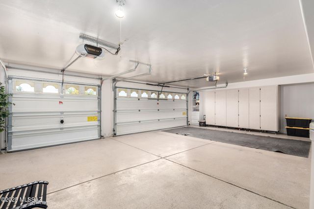 1462 N Purple Cactus Place, Tucson, AZ 85715