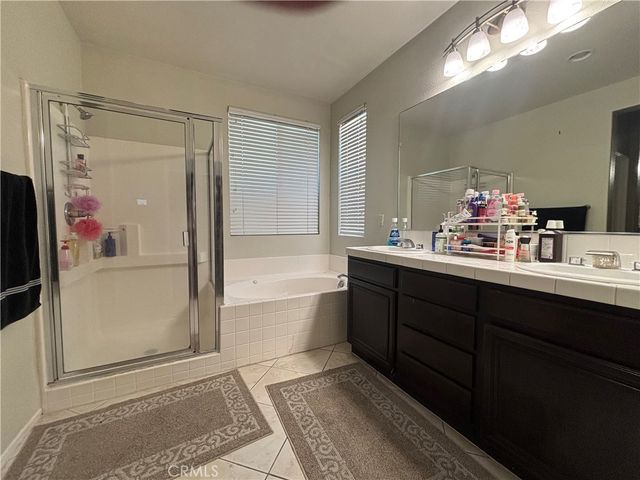 11571 Trailrun Court, Riverside, CA 92505