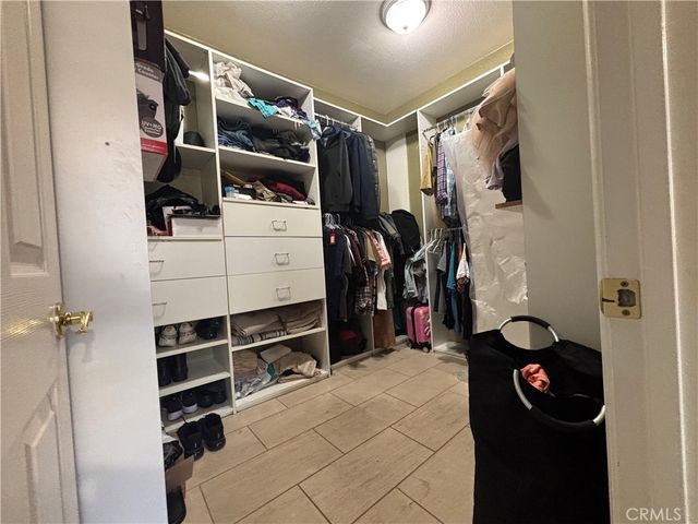 11571 Trailrun Court, Riverside, CA 92505