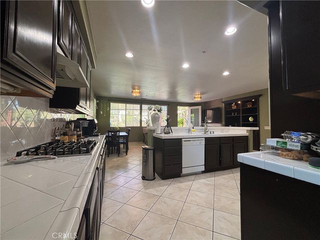 11571 Trailrun Court, Riverside, CA 92505