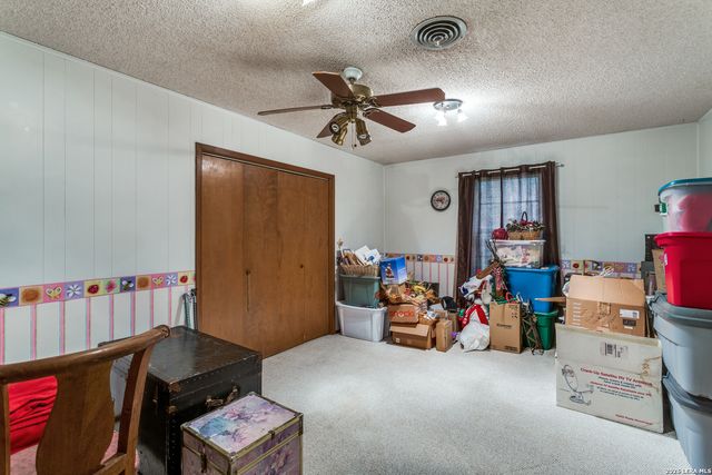 8910 FOREST TRL, San Antonio, TX 78255