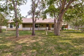 8910 FOREST TRL, San Antonio, TX 78255