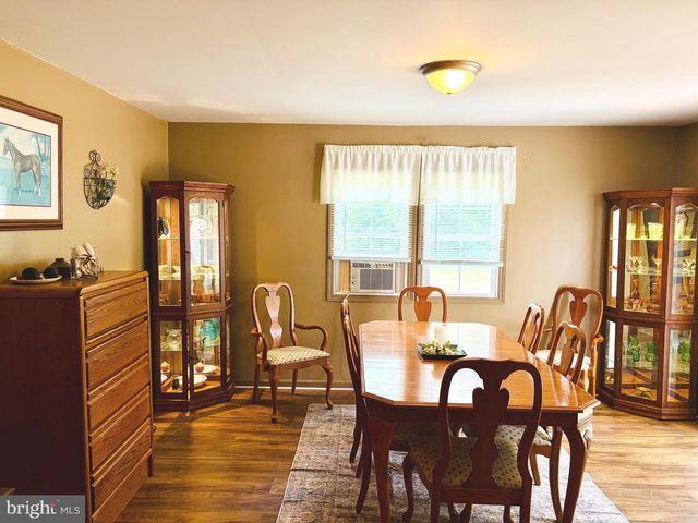 6858 LOIS AVE, Salisbury, MD 21804