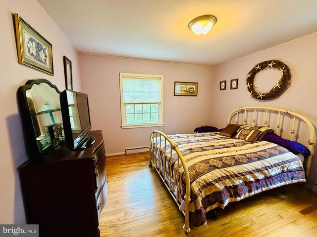 6858 LOIS AVE, Salisbury, MD 21804