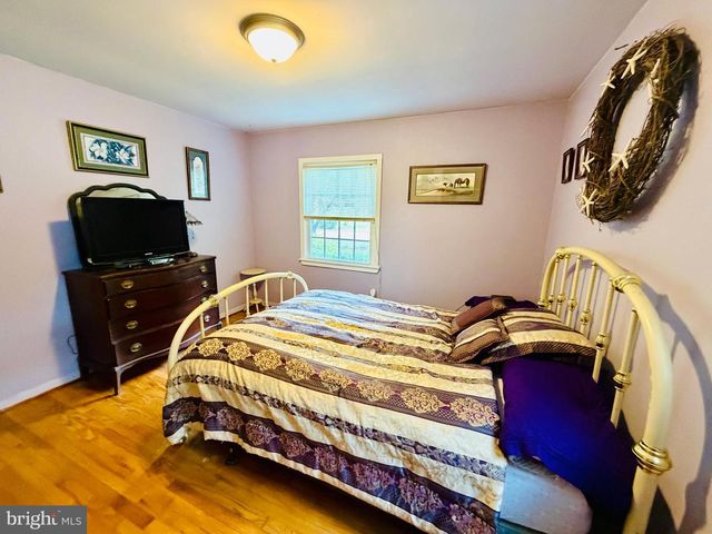 6858 LOIS AVE, Salisbury, MD 21804
