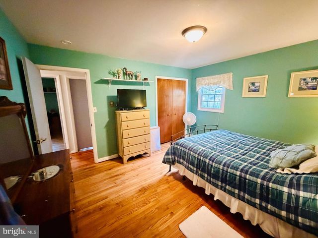 6858 LOIS AVE, Salisbury, MD 21804