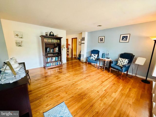 6858 LOIS AVE, Salisbury, MD 21804